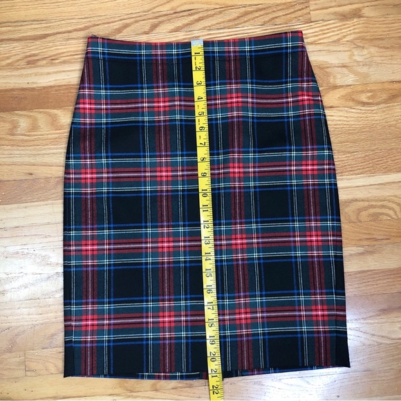 J. Crew Pencil Skirt Wool Blend Black Tartan Plaid Size 0 - Picture 13 of 14